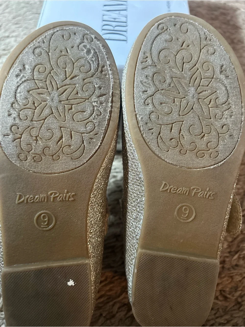 N/A shimmering gold